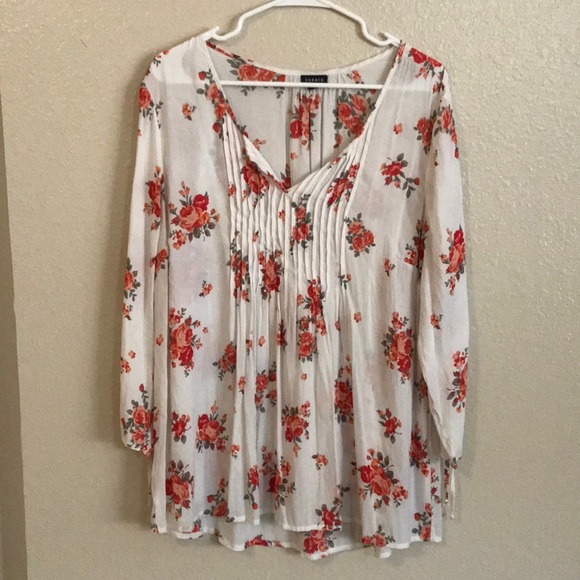 TORRID Size 1 floral top - Picture 1 of 7